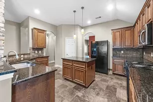 27723 Amy Willow Ln, Spring, TX 77386 - Photo 9