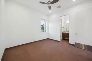 118 Tuam St, Houston, TX 77006 - Photo 29