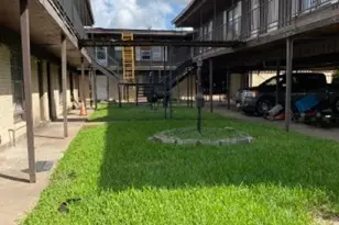 6605 Houge St, Houston, TX 77087 - Photo 3