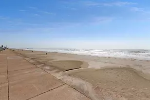 7000 Seawall Blvd, Galveston, TX 77551 - Photo 5