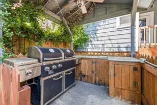 2813 Ave P, Galveston, TX 77550 - Photo 3