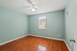 507 W Oak St, Highlands, TX 77562 - Photo 29