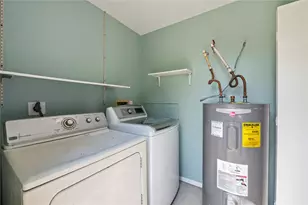 507 W Oak St, Highlands, TX 77562 - Photo 35