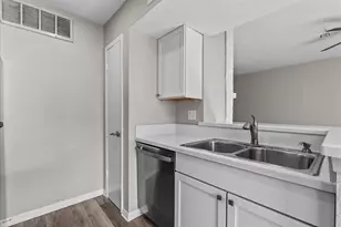 250 El Dorado Blvd, Houston, TX 77598 - Photo 13