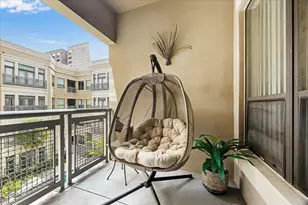1901 Post Oak Blvd, Houston, TX 77056 - Photo 11
