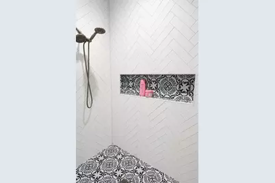 1901 Post Oak Boulevard #3216, Houston, TX 77056 - Photo 9