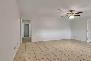 502 N Oak St, Texas City, TX 77591 - Photo 11
