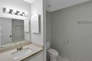 7047 Bissonnet St, Houston, TX 77074 - Photo 13