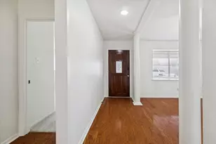 9642 Judalon Ln, Houston, TX 77063 - Photo 5