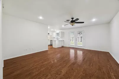 9642 Judalon Lane, Houston, TX 77063 - Photo 7