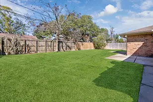 9642 Judalon Ln, Houston, TX 77063 - Photo 19