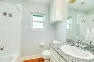19155 Kahala Dr, Galveston, TX 77554 - Photo 19