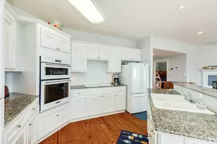 19155 Kahala Dr, Galveston, TX 77554 - Photo 11