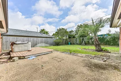 2920 Heron Drive, Galveston, TX 77551 - Photo 31