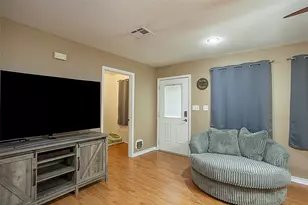 2704 62nd St, Port Arthur, TX 77640 - Photo 3