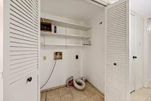 10831 Sandpiper Dr, Houston, TX 77096 - Photo 23