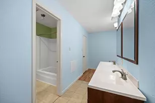 10831 Sandpiper Dr, Houston, TX 77096 - Photo 19