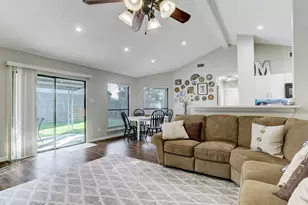 1319 Bonanza Rd, Houston, TX 77062 - Photo 17