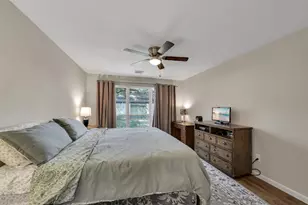 10027 Storm Meadow Dr, Houston, TX 77064 - Photo 19