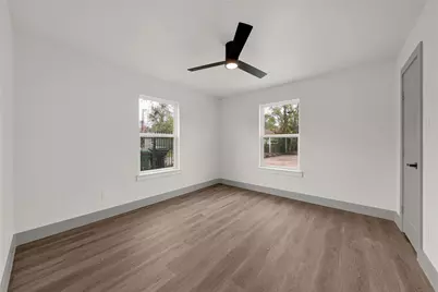 4331 Herridge Street, Houston, TX 77022 - Photo 15