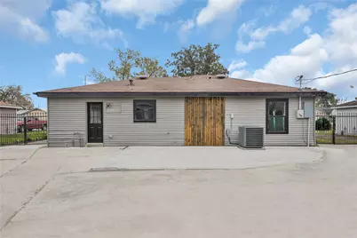 4331 Herridge Street, Houston, TX 77022 - Photo 29