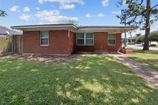 5702 Wood Creek Way, Houston, TX 77017 - Photo 1