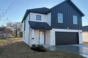 1006 4th St, Hempstead, TX 77445 - Photo 1