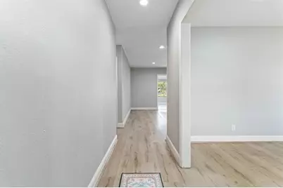 19 Stradford, Orange, TX 77632 - Photo 5