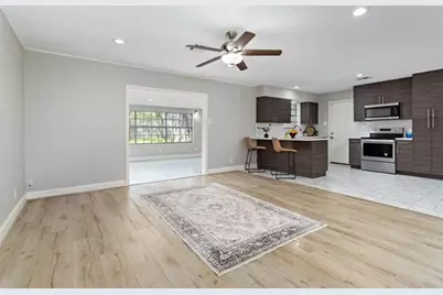 19 Stradford, Orange, TX 77632 - Photo 9