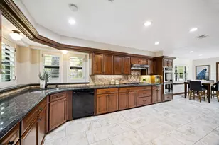 2 Chatterbird Ln, The Woodlands, TX 77380 - Photo 15