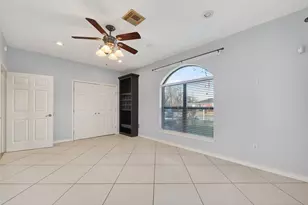 512 Bertloma St, Pasadena, TX 77502 - Photo 11