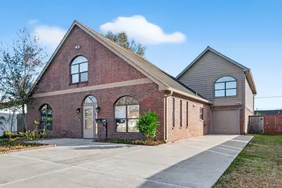 512 Bertloma Street, Pasadena, TX 77502 - Photo 1