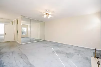 9800 Pagewood Lane #2108, Houston, TX 77042 - Photo 7