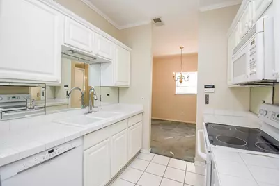 9800 Pagewood Lane #2108, Houston, TX 77042 - Photo 3