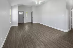 916 Crested Point Dr, College Station, TX 77845 - Photo 13