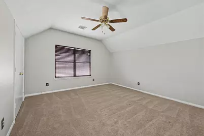8422 W Sienna Cove Lane, Houston, TX 77083 - Photo 17