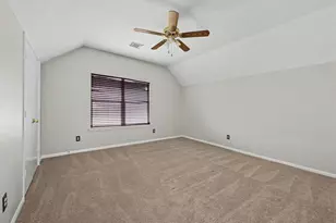 8422 W Sienna Cove Ln, Houston, TX 77083 - Photo 17