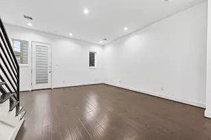 5841 Dolores St, Houston, TX 77057 - Photo 9