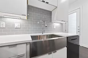 5841 Dolores St, Houston, TX 77057 - Photo 7