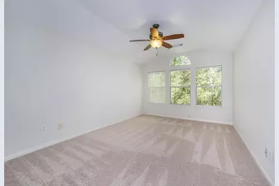 158 N Magnolia Pond Place #158E, The Woodlands, TX 77381 - Photo 13