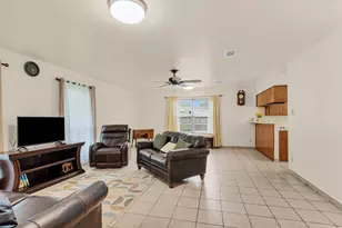 14806 Dogwood Tree St, Houston, TX 77060 - Photo 9