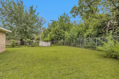 14806 Dogwood Tree Street, Houston, TX 77060 - Photo 43