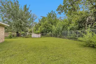 14806 Dogwood Tree St, Houston, TX 77060 - Photo 43