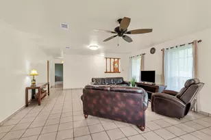 14806 Dogwood Tree St, Houston, TX 77060 - Photo 11