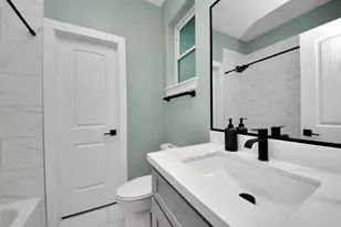 2007 Briley St, Houston, TX 77004 - Photo 7