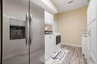 39 Wedgewood Boulevard, Conroe, TX 77304 - Photo 17