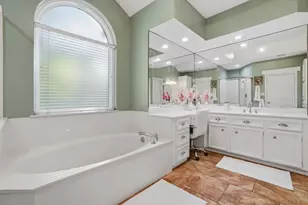 39 Wedgewood Blvd, Conroe, TX 77304 - Photo 23