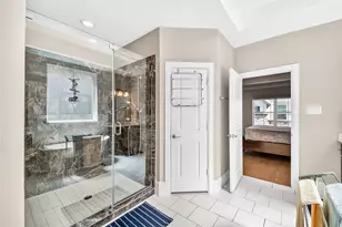 5727 Brancott Way, Houston, TX 77096 - Photo 19