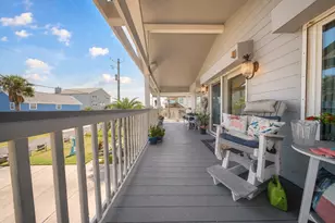 13026 John Reynolds Rd, Galveston, TX 77554 - Photo 25