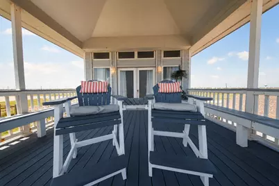 13026 John Reynolds Road, Galveston, TX 77554 - Photo 27